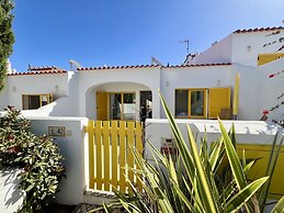Vilamoura Club Villa 2 by Homing