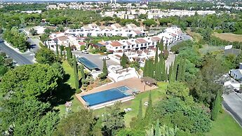 Vilamoura Club Villa 2 by Homing