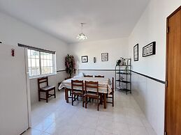 Pêra Stylish Villa With Pool by Homing