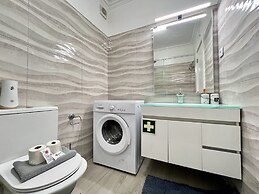 Albufeira Town Apartment by Homing