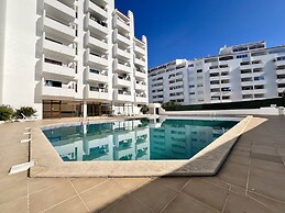 Albufeira Town Apartment by Homing