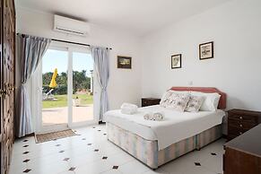 Albufeira Family Villa by Homing