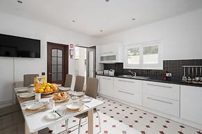 Albufeira Family Villa by Homing