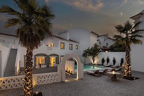 CICIOSO Boutique Hotel