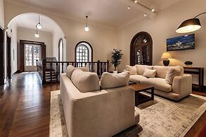 CICIOSO Boutique Hotel