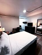 Studio City Suites, A Travelodge By Wyndham