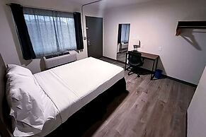 Studio City Suites, A Travelodge By Wyndham