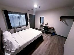 Studio City Suites, A Travelodge By Wyndham