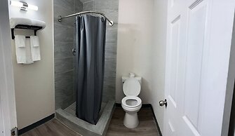 Studio City Suites, A Travelodge By Wyndham