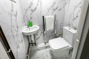 3br-5guests-parking-netflix-10mincentralnottingham