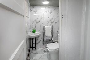 3br-5guests-parking-netflix-10mincentralnottingham