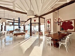 Blow Show Casa III Guest House