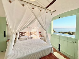 Blow Show Casa III Guest House