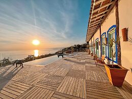 Blow Show Casa III Guest House