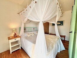 Blow Show Casa III Guest House