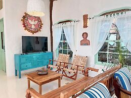 Blow Show Casa III Guest House