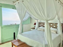 Blow Show Casa III Guest House