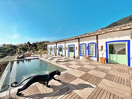 Blow Show Casa III Guest House