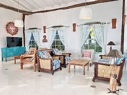 Blow Show Casa III Guest House