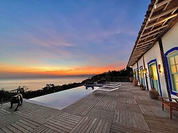 Blow Show Casa III Guest House