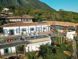 Blow Show Casa III Guest House