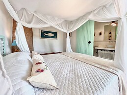 Blow Show Casa III Guest House