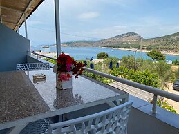 Full Moon Apartments