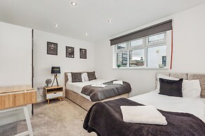 Central Liverpool Retreat