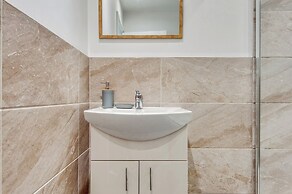 Central Liverpool Retreat