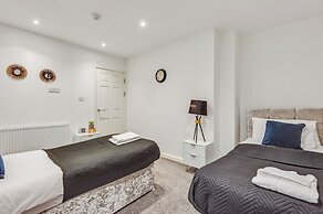 Central Liverpool Retreat