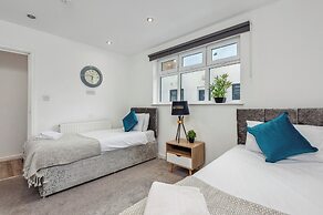 Central Liverpool Retreat