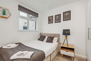 Central Liverpool Retreat