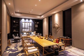 Xingyi Chain Hotel Jiangxia Metro Station