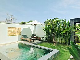 SEJATI VILLAS PETITENGET