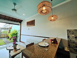 SEJATI VILLAS PETITENGET