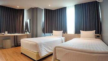 V1 BOUTIQUE HOTEL