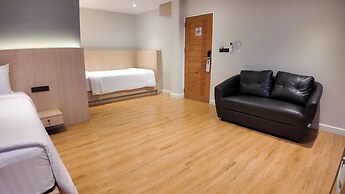 V1 BOUTIQUE HOTEL