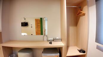V1 BOUTIQUE HOTEL