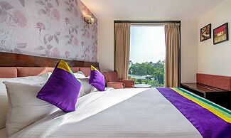 Treebo D Consulate Hitech City