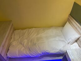 Artinn Kaifeng hotel