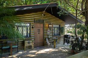 Quinta Pavo Real by Acomodo