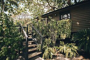 Quinta Pavo Real by Acomodo