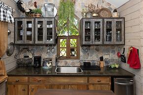 Quinta Pavo Real by Acomodo