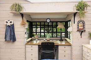 Quinta Pavo Real by Acomodo