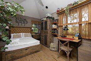 Quinta Pavo Real by Acomodo