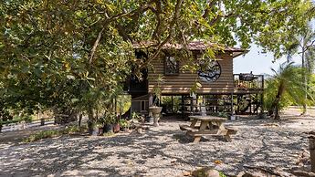 Quinta Pavo Real by Acomodo