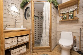 Quinta Pavo Real by Acomodo