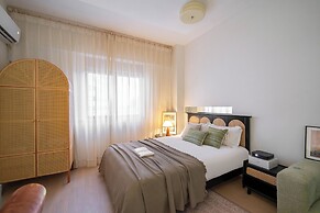 Shanghai Moxi Homestay Sports Stadium