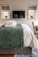 Sustainable Pod on Old Chalford Farm