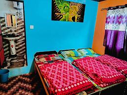 Shri Narayan Tourist Lodge